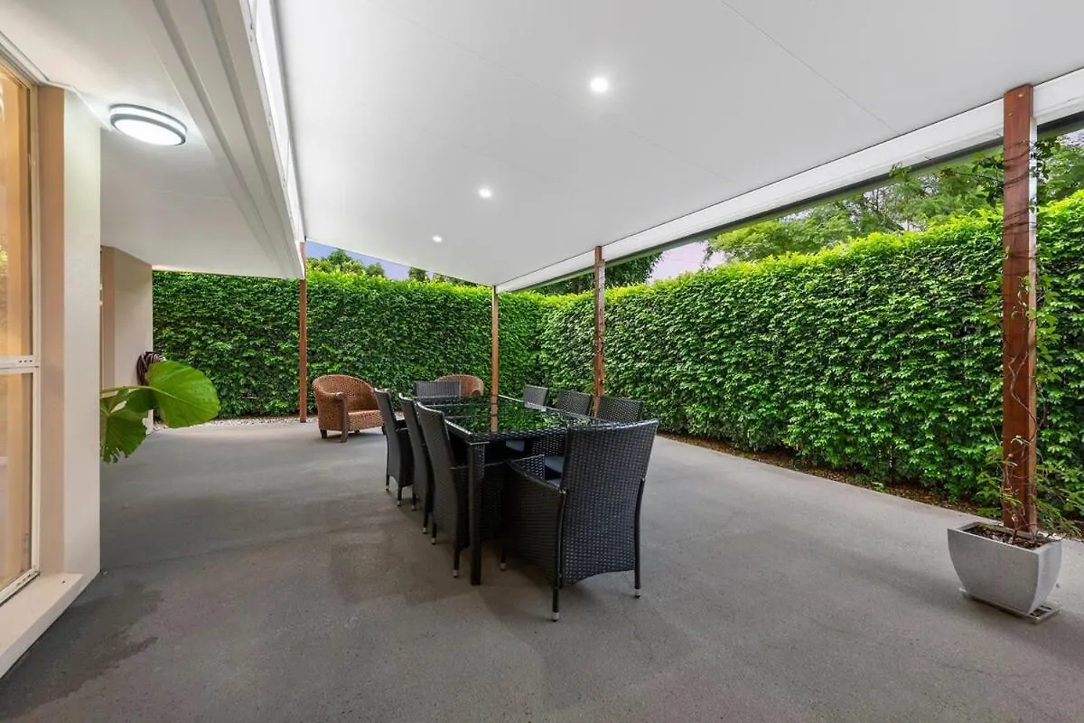 Range Retreat - East Toowoomba Villa
